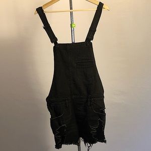 Express Black Distressed Overalls Shorts Size 10
